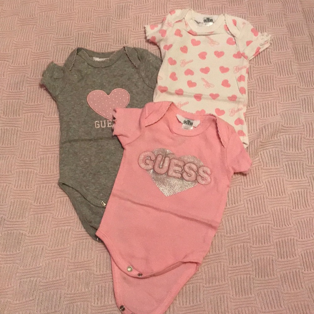 Bundle!!! Baby guess short sleeve bodysuits